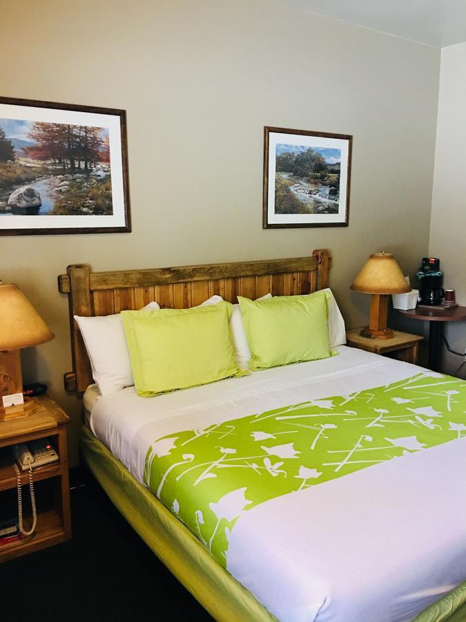 Boulder Creek Inn Donnelly Kültér fotó